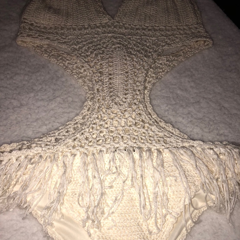 *Super Pretty Ivory Crochet One Piece With Fringe*